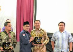 Kadis Pendidikan Lampung Thomas Amirico Raih IWO Award 2025, Bukti Dedikasi Tingkatkan SDM
