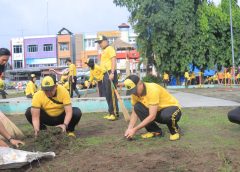 Polres Metro Polda Lampung dan Pemkot Metro Bersinergi Bersihkan Lapangan Samber, Wujudkan Indonesia ASRI