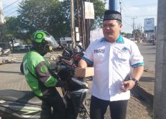 Ika Untirta Lampung “Serbu” Perempatan Way Halim: Bagikan 500 Paket Takjil dan Siap Pasang Badan Bantu Warga
