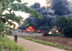 Tni ad purnawirawan Gudang Penimbunan Solar Di Srimulya Resident Pesawaran Diduga Lama Beroperasi, Baru Terungkap Setelah Terbakar