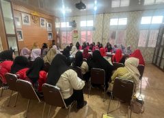Puskesmas Way Kandis Tingkatkan Kapasitas Kader Posyandu Melalui Pembinaan UPKD/K