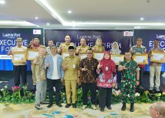 Bupati Pringsewu Hadiri Forum III Lampung 2026 dan Terima Penghargaan Kategori Terbaik Percepatan Pembentukan KDKMP