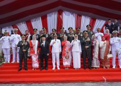 Danrem 043/Gatam Hadiri Upacara HUT Ke-81 RI Tingkat Provinsi Lampung, Teguhkan Komitmen TNI untuk Indonesia Berdaulat, Adil, dan Makmur