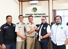 Ketua DPW Persadin NTB Lukman Aprizal, SH., Bersama Ketua DPC Lombok Tengah Ahmad Subandi Idris, SH. dan Jajaran Silaturahmi ke Kantor BPN Kabupaten Lombok Tengah